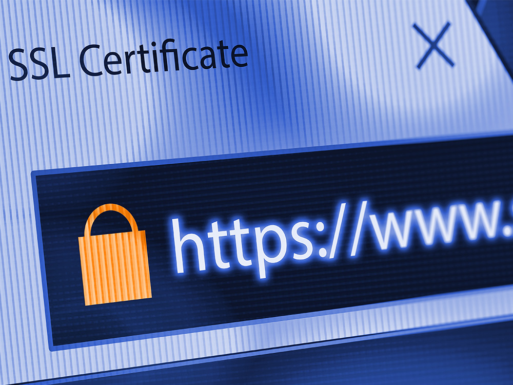 Адресна лента с HTTPS, катинар и надпис SSL Certificate на компютърен екран.